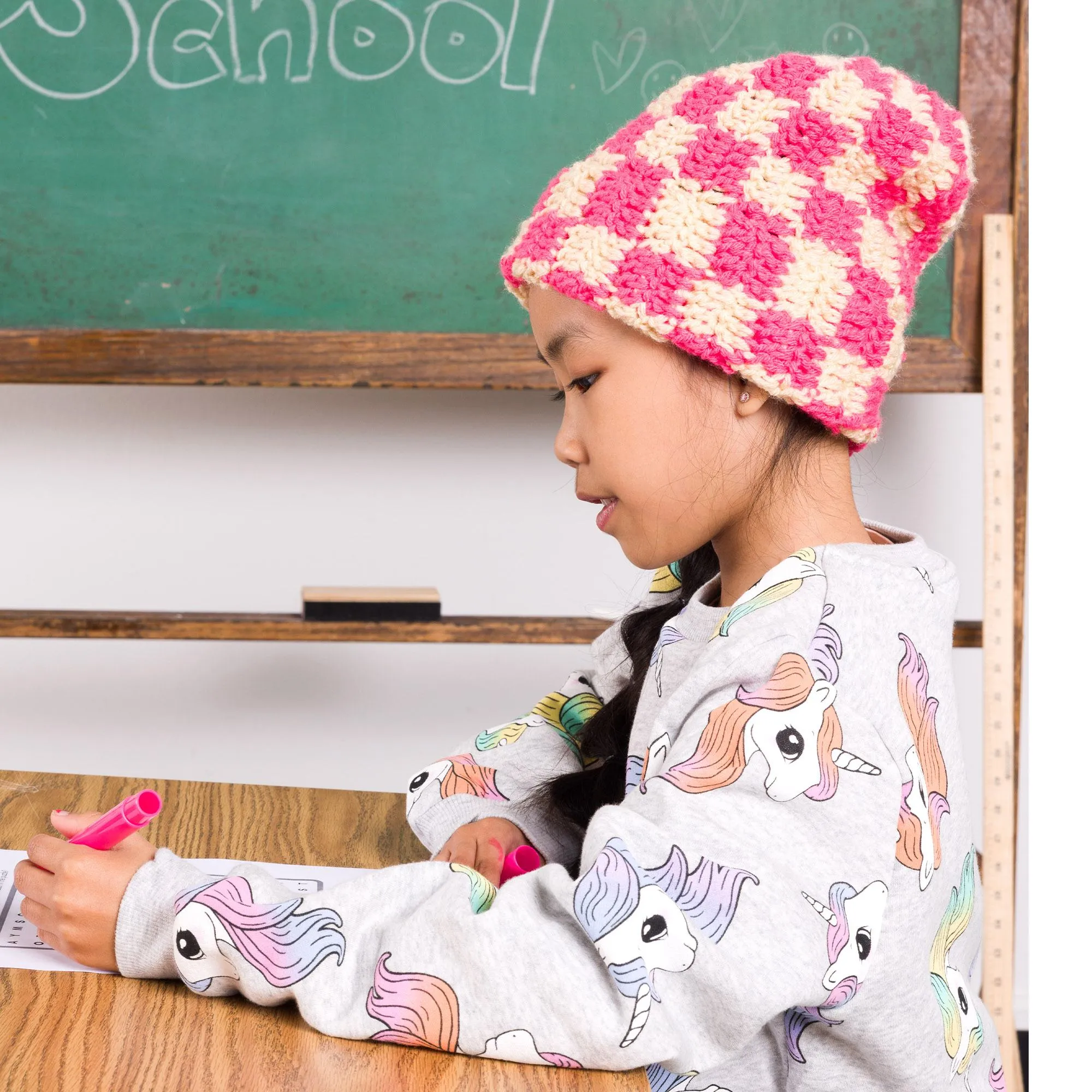 Bernat Side-to-Side Checkerboard Crochet Hat