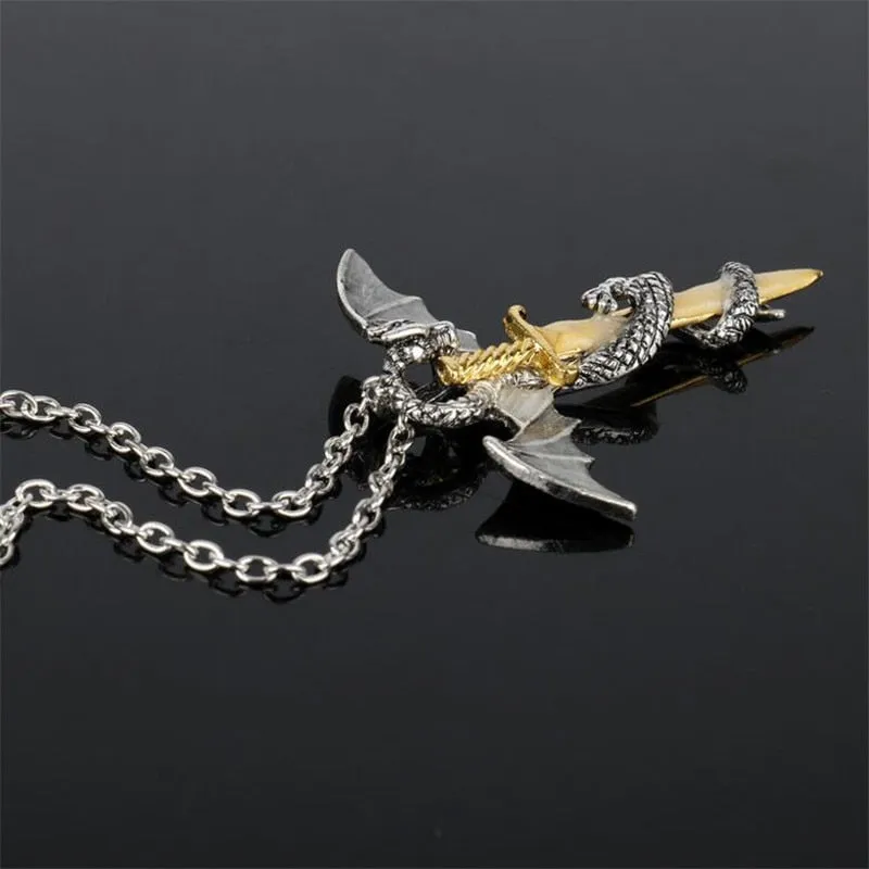 Luminous Jewelry Dragon Sword Pendant Necklace Game Of Throne Neck lace Glow In The Dark Anime Necklace