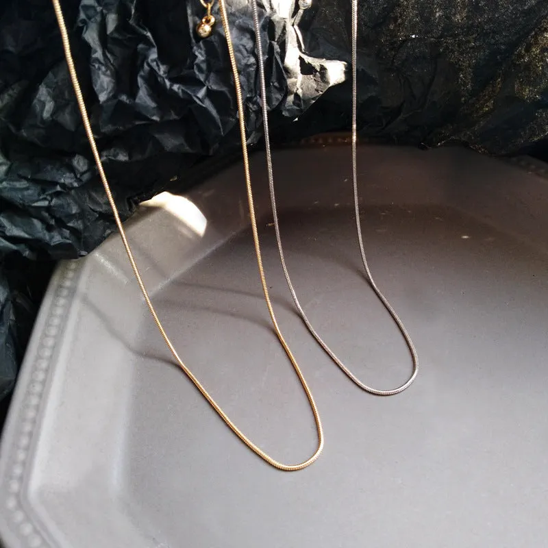 Wholesale   glossy snake chain necklace trendy thin necklace  niche clavicle chain